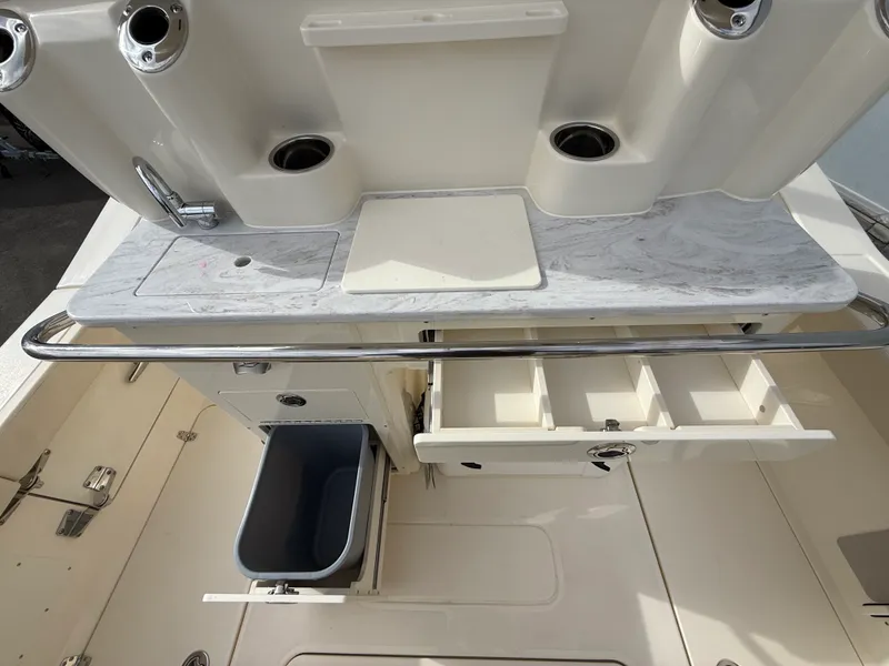 Slide: The Image of Scout 260 LXF 2026 - 15