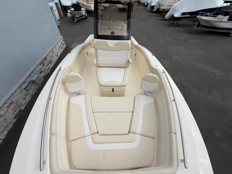 Slide: The Image of Scout 260 LXF 2026 - 27