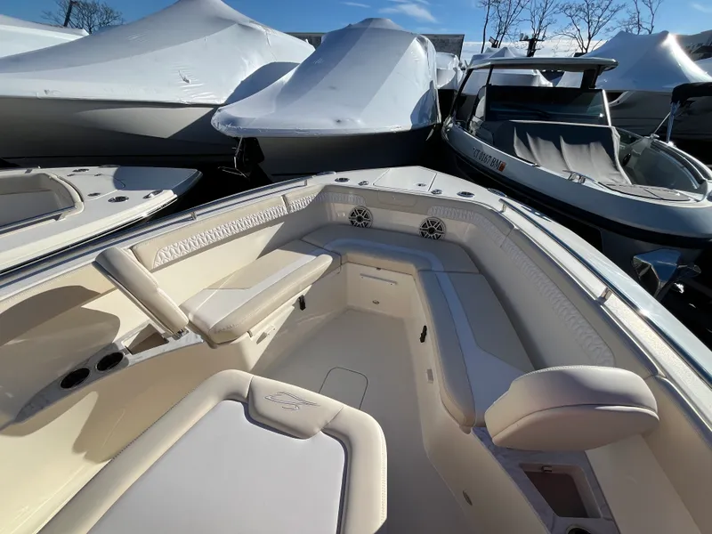 Slide: The Image of Scout 260 LXF 2026 - 30