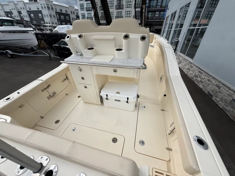 Slide: The Image of Scout 260 LXF 2026 - 9