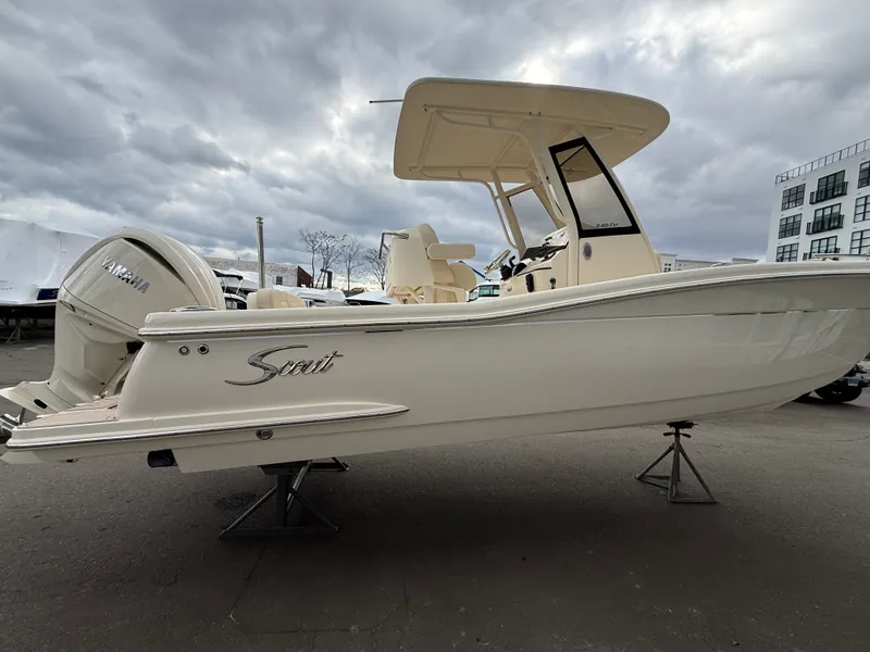 Slide: The Image of Scout 240 XSF 2026 - 2