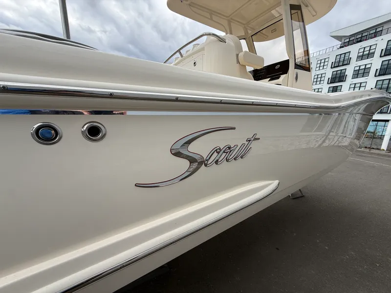 Slide: The Image of Scout 240 XSF 2026 - 4