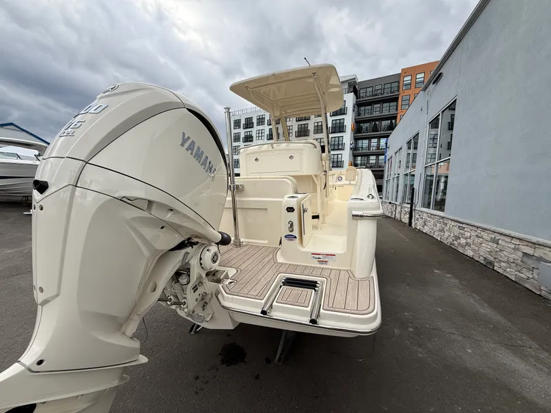 Slide: The Image of Scout 240 XSF 2026 - 5