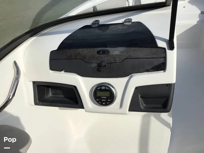 Slide: The Image of Tahoe 700 2018 - 15847700