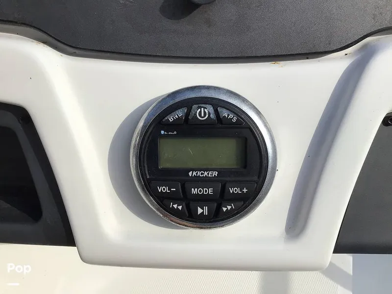 Slide: The Image of Tahoe 700 2018 - 15847701