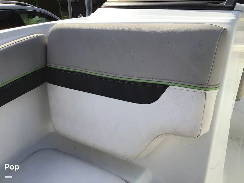 Slide: The Image of Tahoe 700 2018 - 15847717