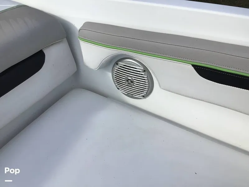 Slide: The Image of Tahoe 700 2018 - 15847721