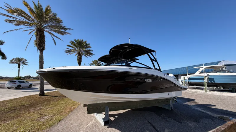 Slide: The Image of Sea Ray SPX 210 Outboard 2026 - 1