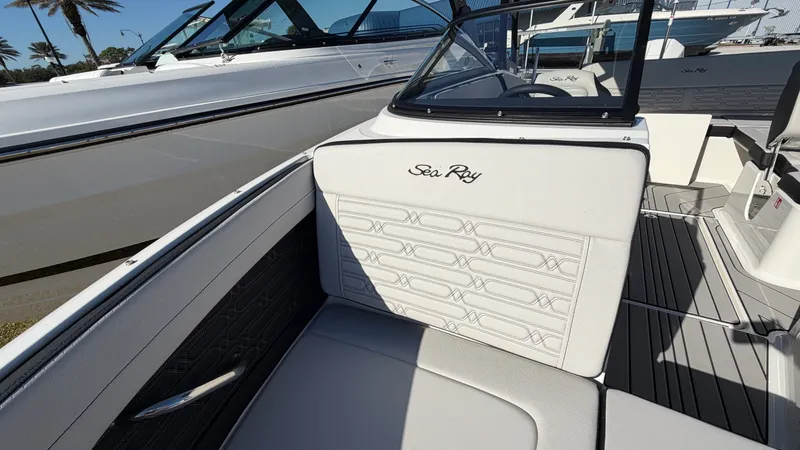 Slide: The Image of Sea Ray SPX 210 Outboard 2026 - 26