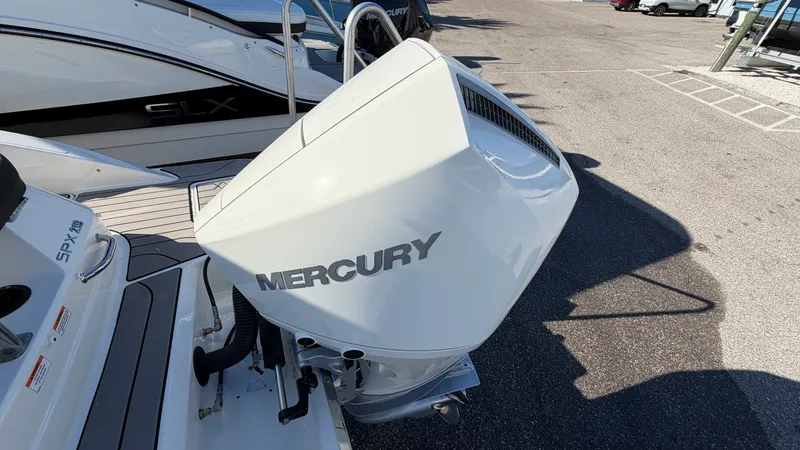 Slide: The Image of Sea Ray SPX 210 Outboard 2026 - 28