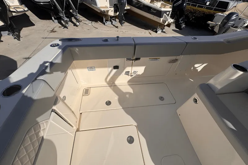 Slide: The Image of Scout 357 LXF 2025 - 11