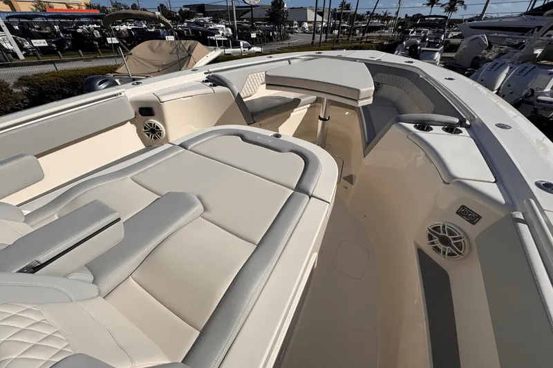 Slide: The Image of Scout 357 LXF 2025 - 20