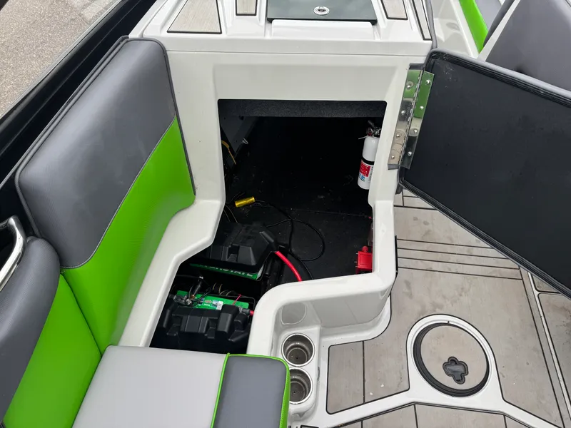 Slide: The Image of Moomba MAX 2019 - 24