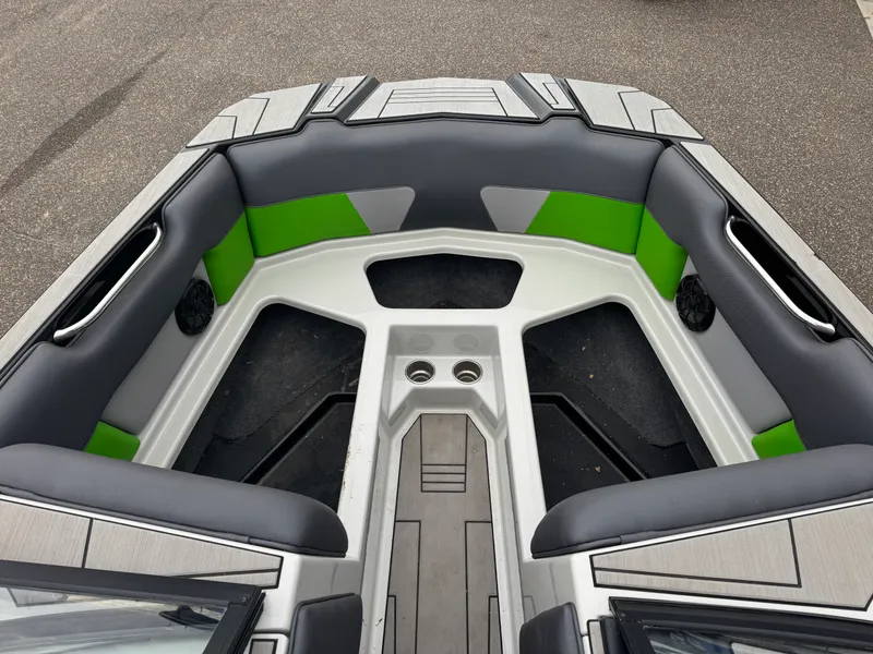 Slide: The Image of Moomba MAX 2019 - 36