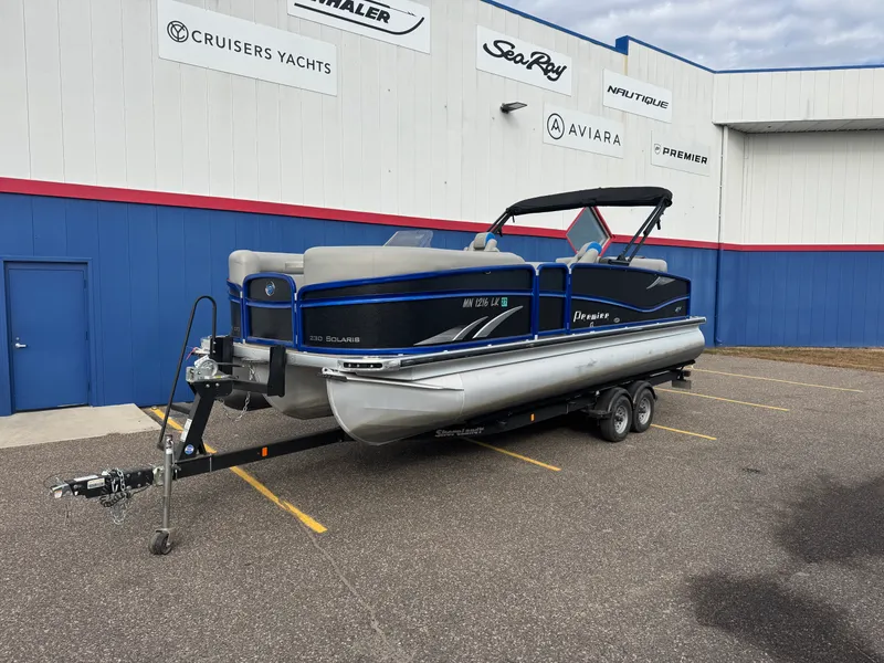 The Image of Premier 230 SOLARIS 2016 - 0
