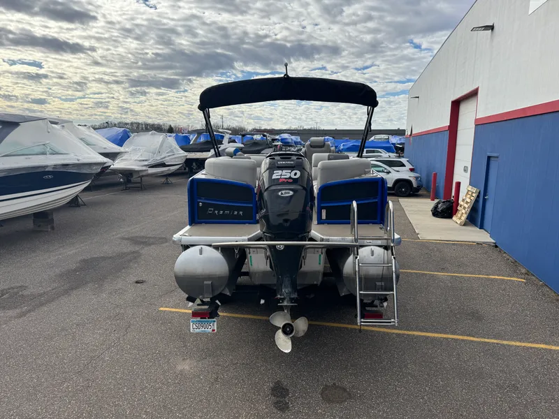 Slide: The Image of Premier 230 SOLARIS 2016 - 3