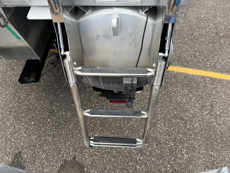 Slide: The Image of Premier 230 SOLARIS 2016 - 5