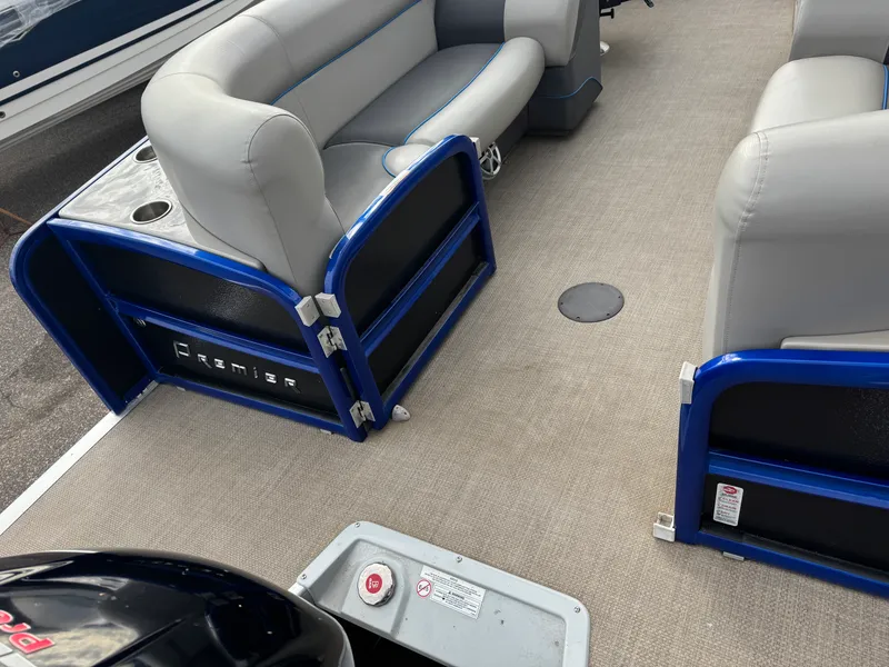 Slide: The Image of Premier 230 SOLARIS 2016 - 7