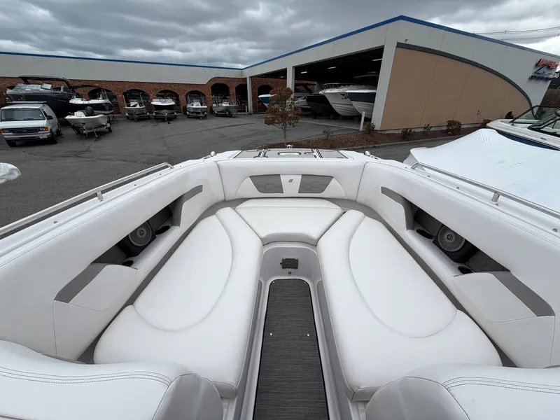 Slide: The Image of Four Winns HD270-OB 2019 - 16