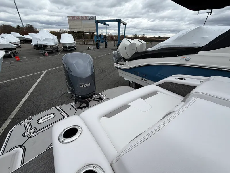 Slide: The Image of Four Winns HD270-OB 2019 - 9