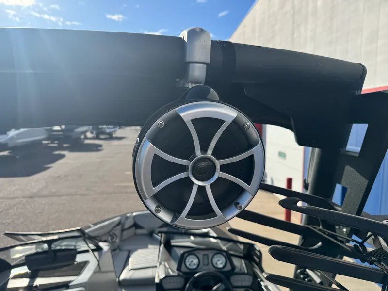 Slide: The Image of Axis T22 2018 - 13