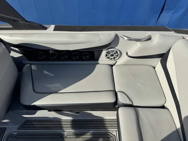 Slide: The Image of Axis T22 2018 - 17