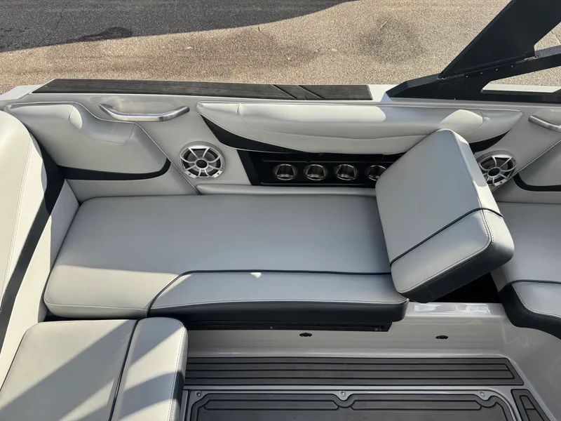 Slide: The Image of Axis T22 2018 - 21