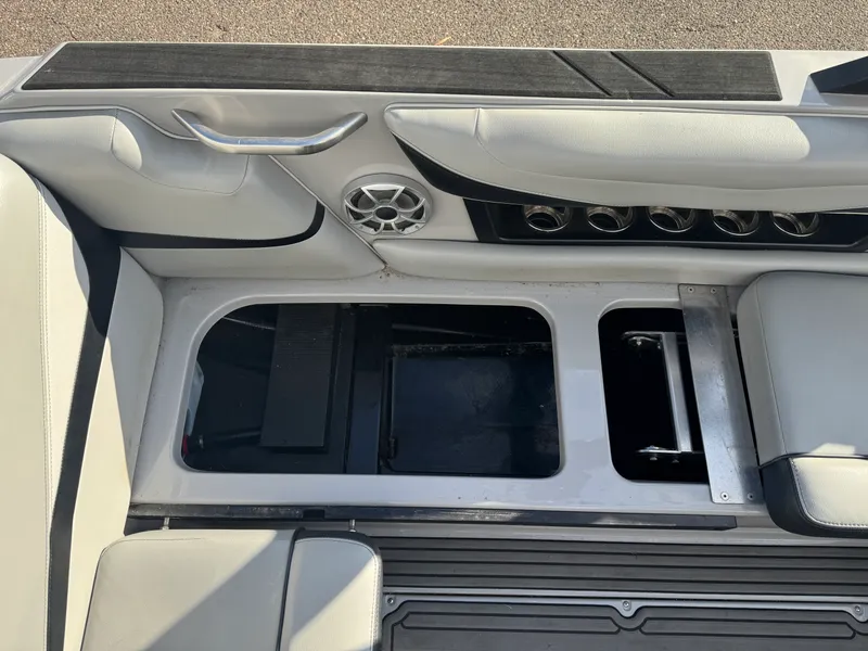 Slide: The Image of Axis T22 2018 - 23