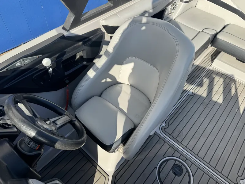 Slide: The Image of Axis T22 2018 - 28