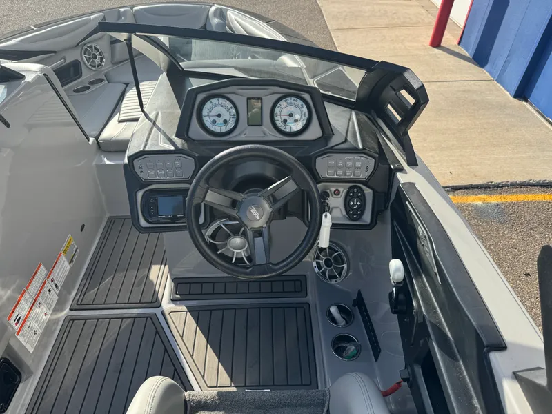 Slide: The Image of Axis T22 2018 - 30