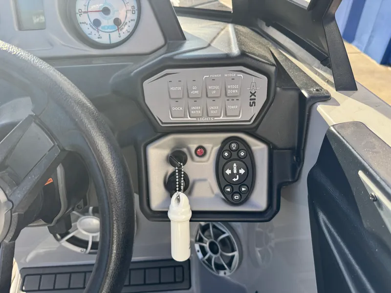 Slide: The Image of Axis T22 2018 - 33