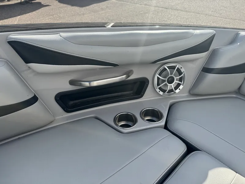 Slide: The Image of Axis T22 2018 - 38