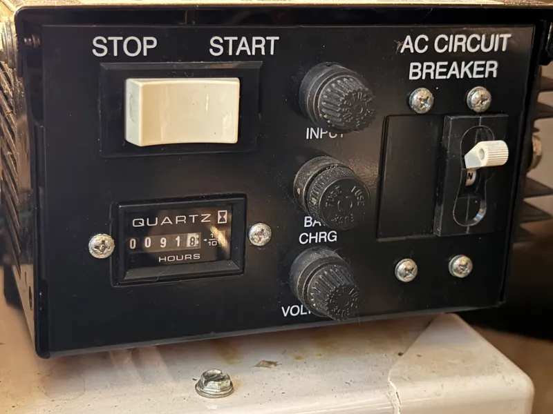 Slide: The Image of Sea Ray 360 SUNDANCER 2005 - 36