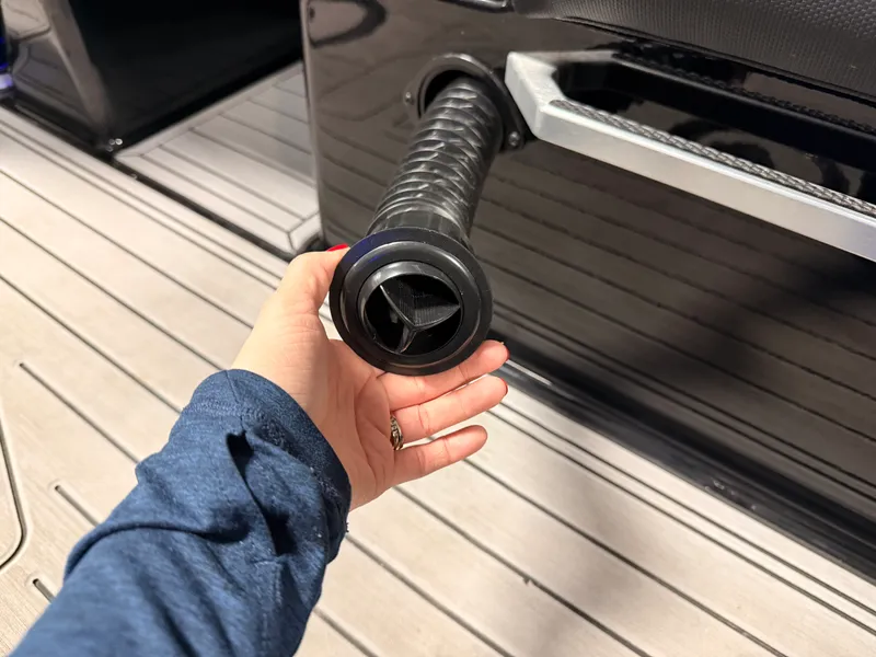 Slide: The Image of Mastercraft XT24 2022 - 46