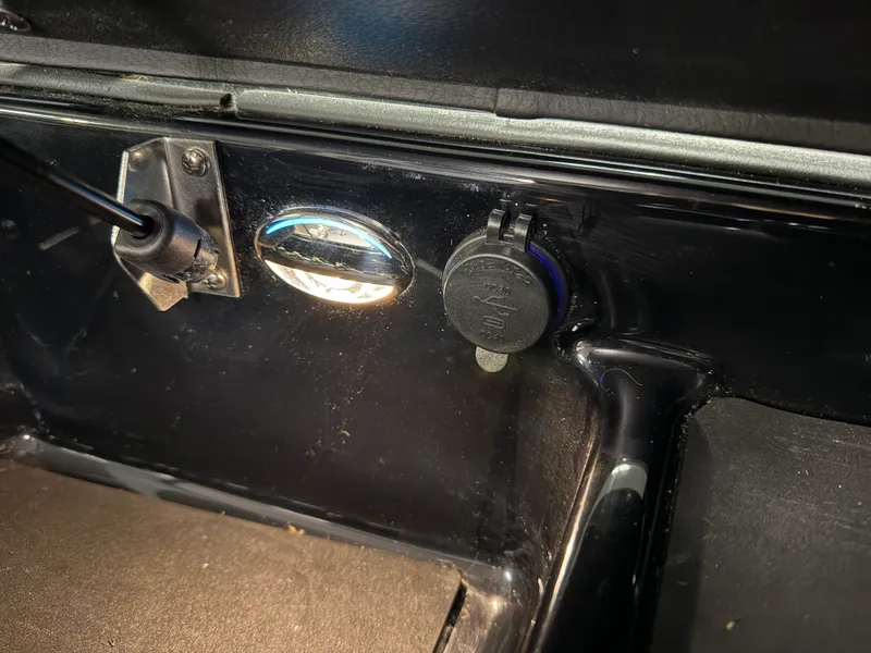 Slide: The Image of Mastercraft XT24 2022 - 64