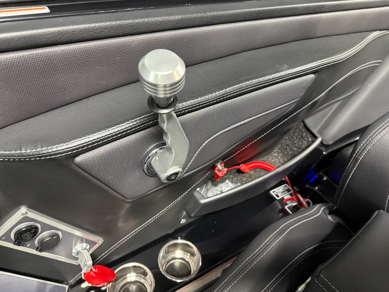 Slide: The Image of Mastercraft XT24 2022 - 83