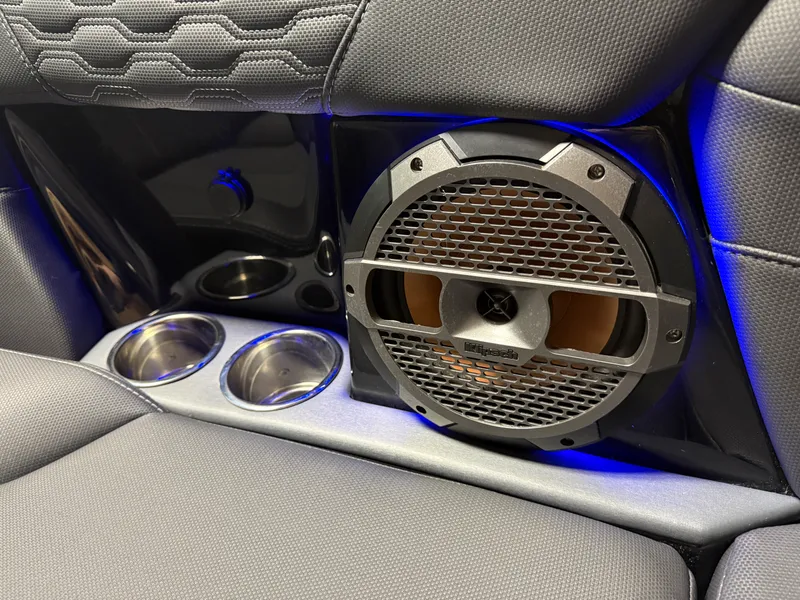 Slide: The Image of Mastercraft XT24 2022 - 94