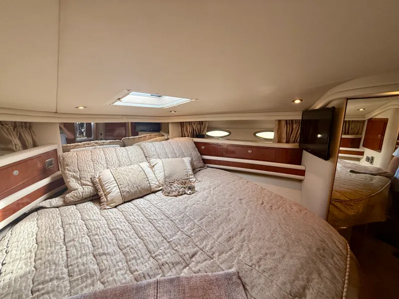 Slide: The Image of Sea Ray 48 Sedan Bridge 2004 - 10