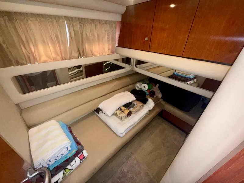 Slide: The Image of Sea Ray 48 Sedan Bridge 2004 - 13