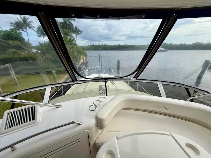 Slide: The Image of Sea Ray 48 Sedan Bridge 2004 - 22