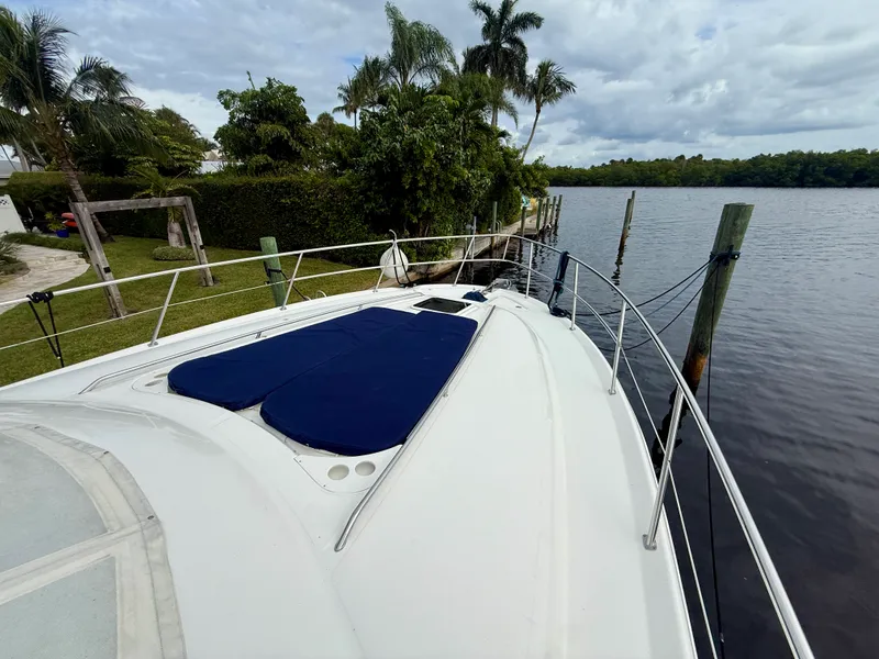 Slide: The Image of Sea Ray 48 Sedan Bridge 2004 - 24