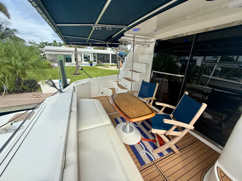 Slide: The Image of Sea Ray 48 Sedan Bridge 2004 - 4