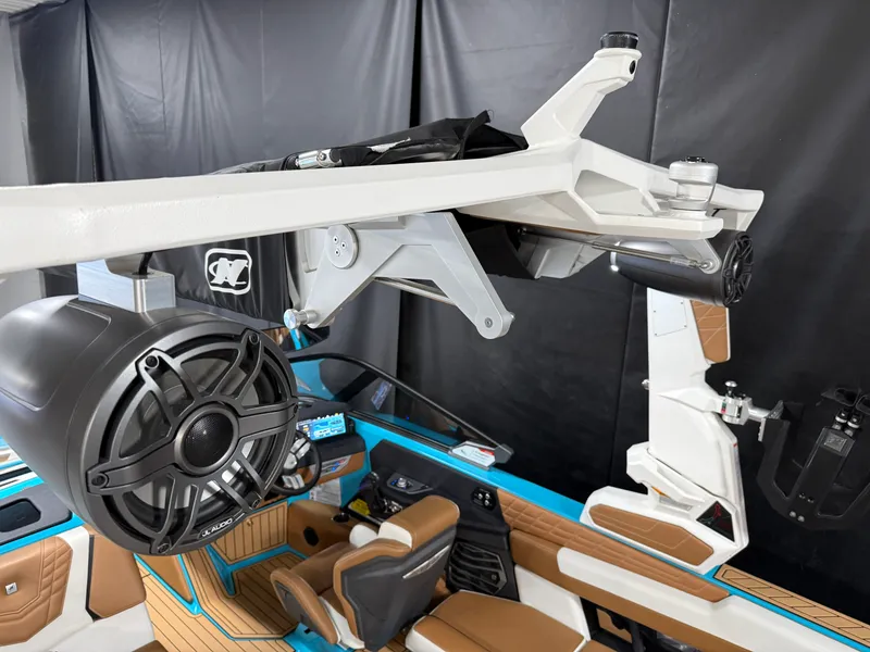 Slide: The Image of Correct Craft G23 2024 - 104