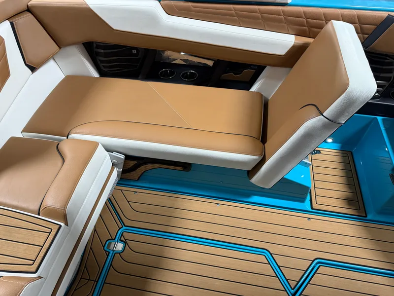 Slide: The Image of Correct Craft G23 2024 - 32