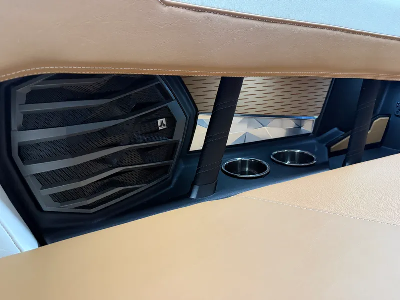 Slide: The Image of Correct Craft G23 2024 - 34