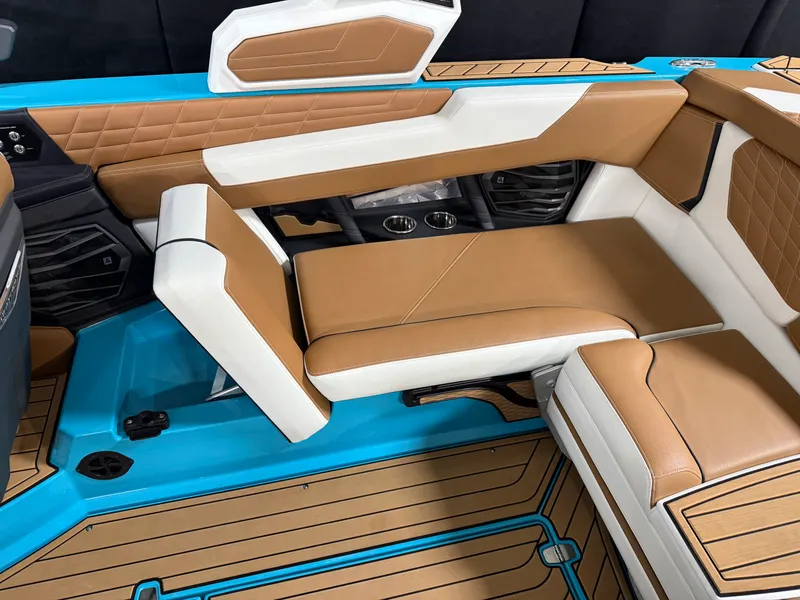 Slide: The Image of Correct Craft G23 2024 - 49