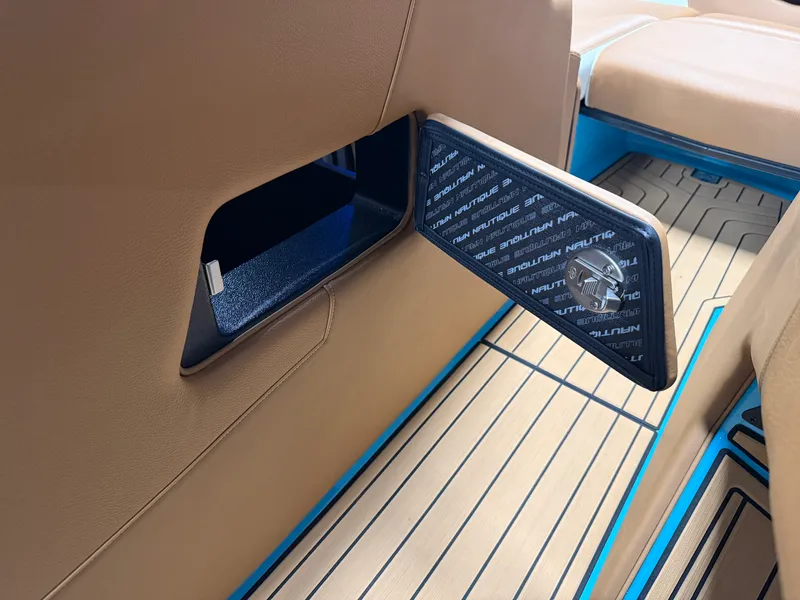 Slide: The Image of Correct Craft G23 2024 - 91