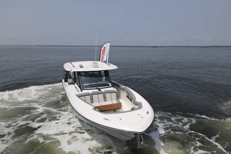 Slide: The Image of Boston Whaler 350 REALM 2025 - 3
