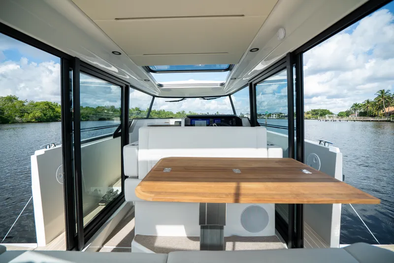 Slide: The Image of Saxdor 340 GTWA 2026 - 12