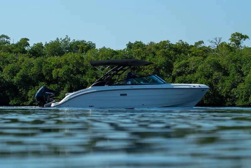 Slide: The Image of Sea Ray SDX 250 Outboard 2026 - 27